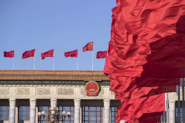 大连一方全面压倒重庆当代，取得胜利